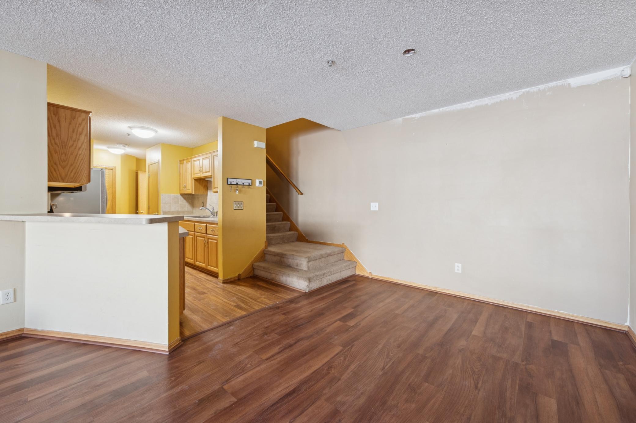 10739 Unity Lane N Property Photo 6