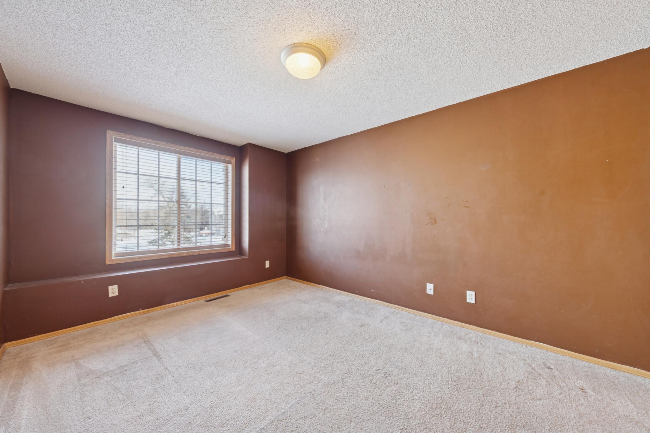 10739 Unity Lane N Property Photo 11