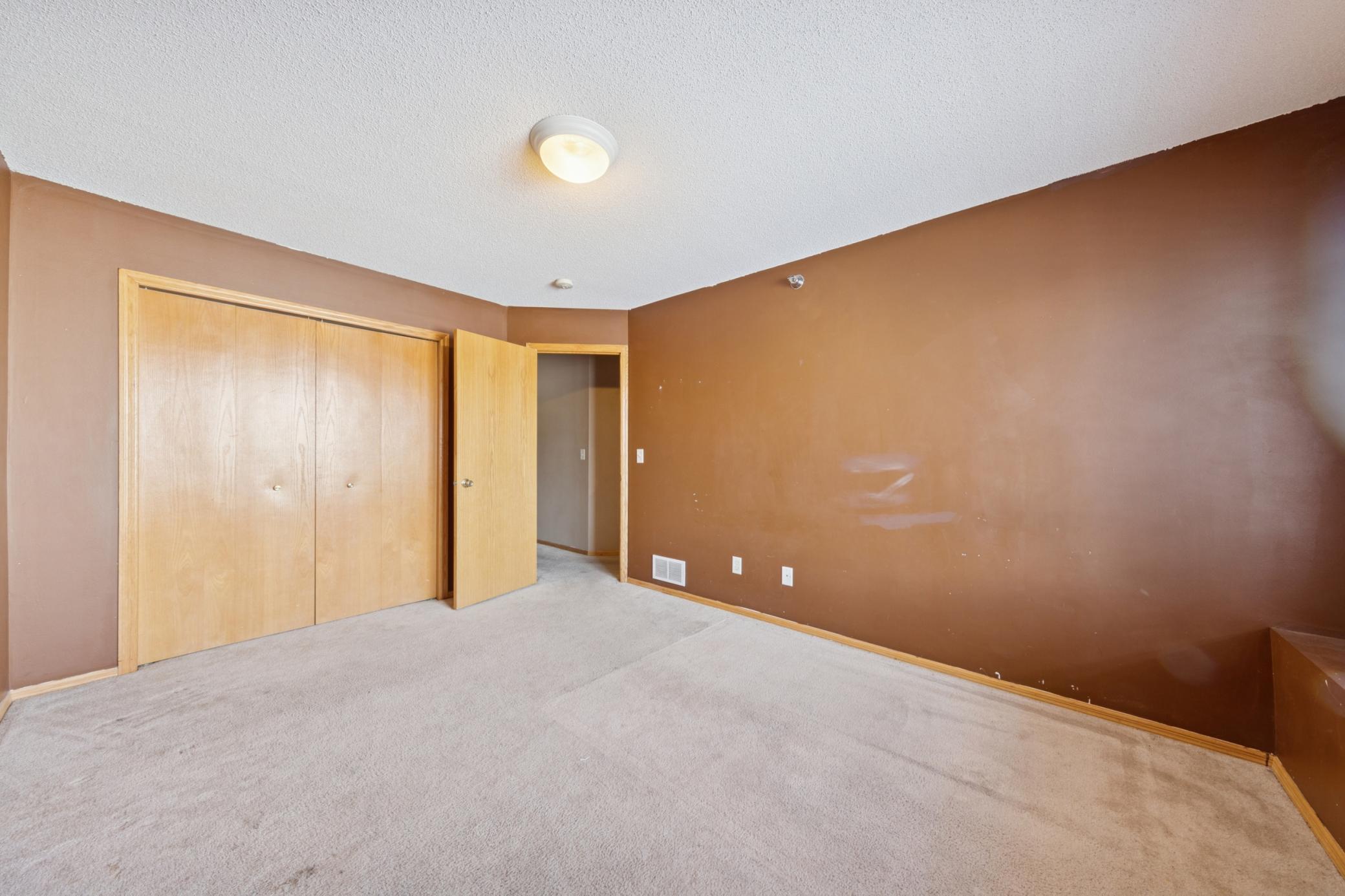 10739 Unity Lane N Property Photo 12