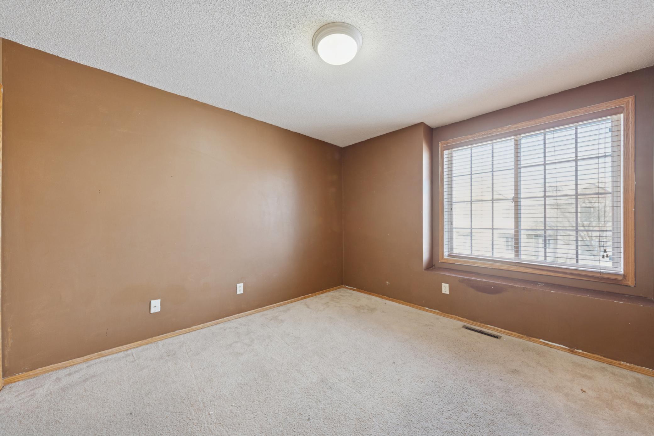 10739 Unity Lane N Property Photo 13