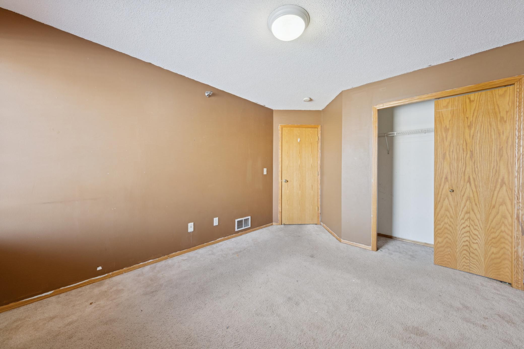 10739 Unity Lane N Property Photo 14