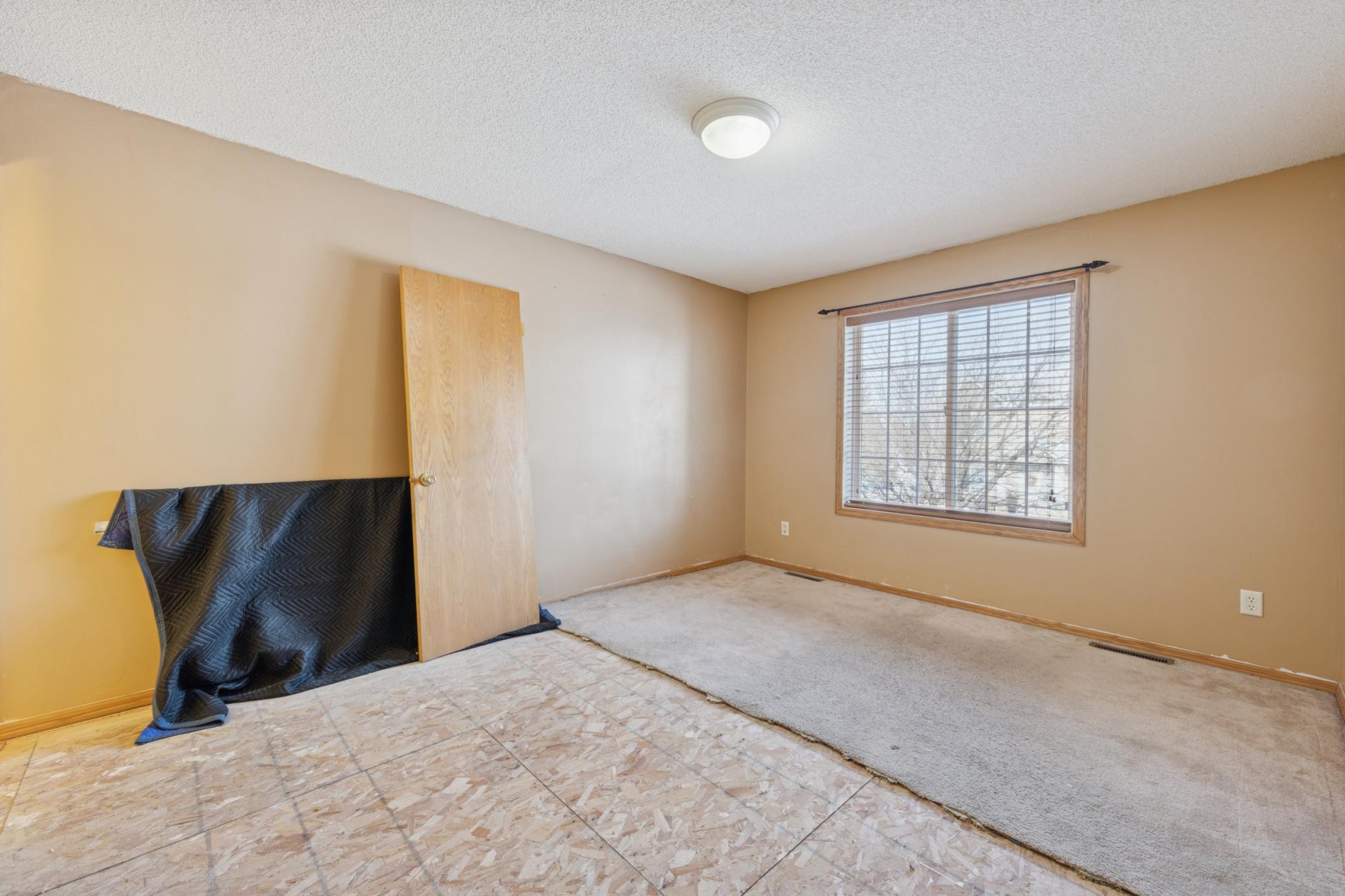 10739 Unity Lane N Property Photo 15