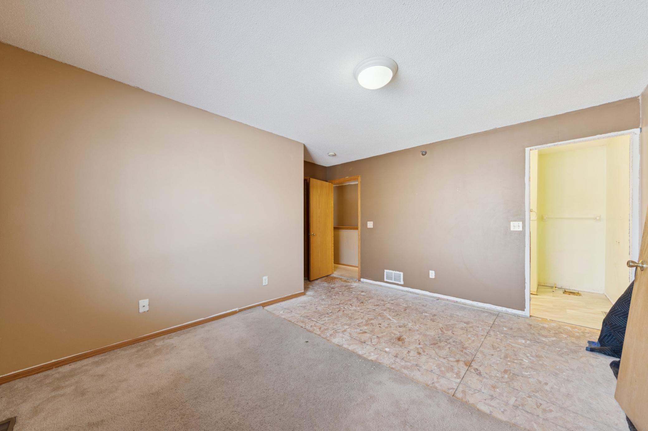 10739 Unity Lane N Property Photo 16