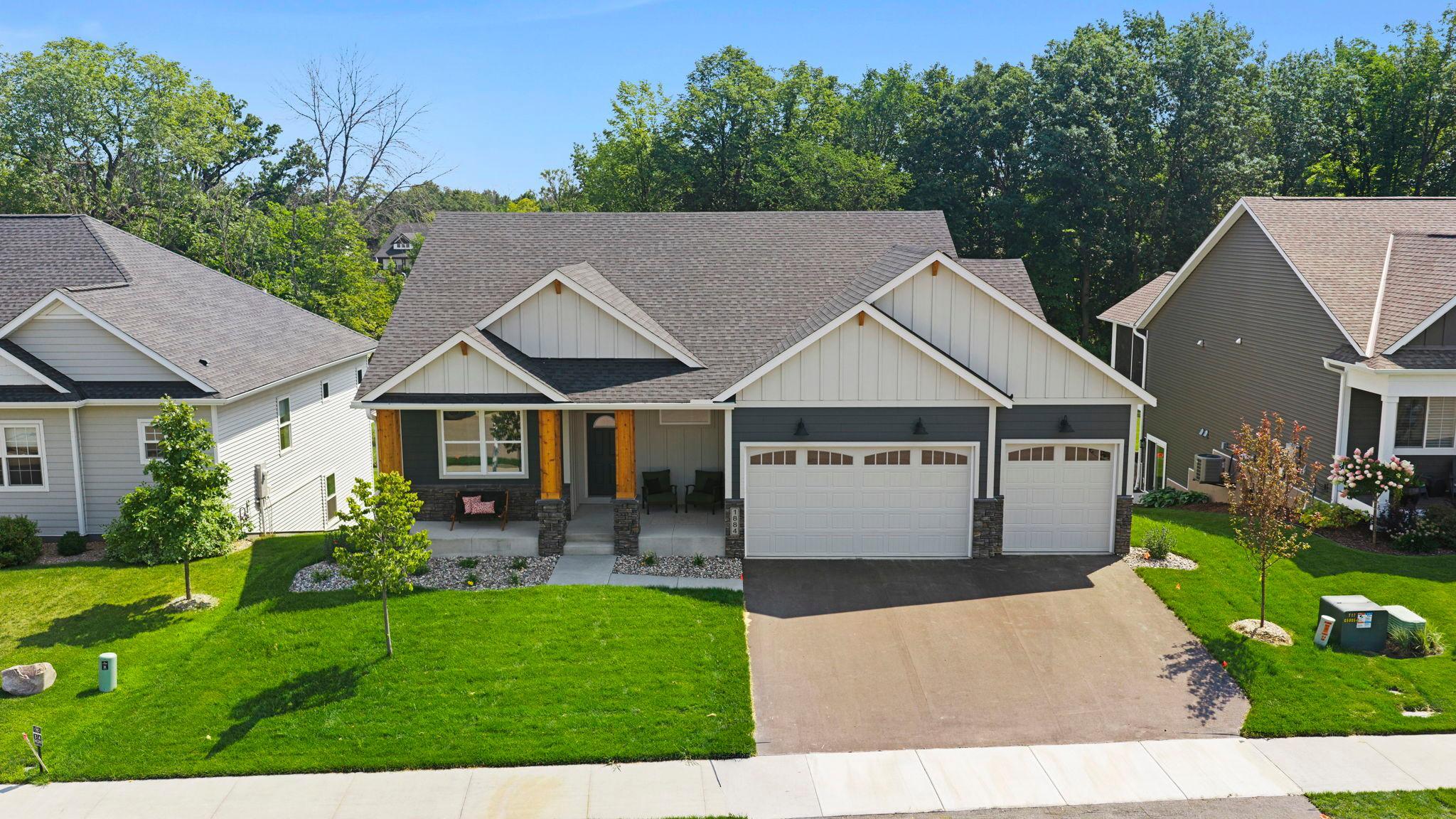 1884 Campfire Drive W Property Photo 1