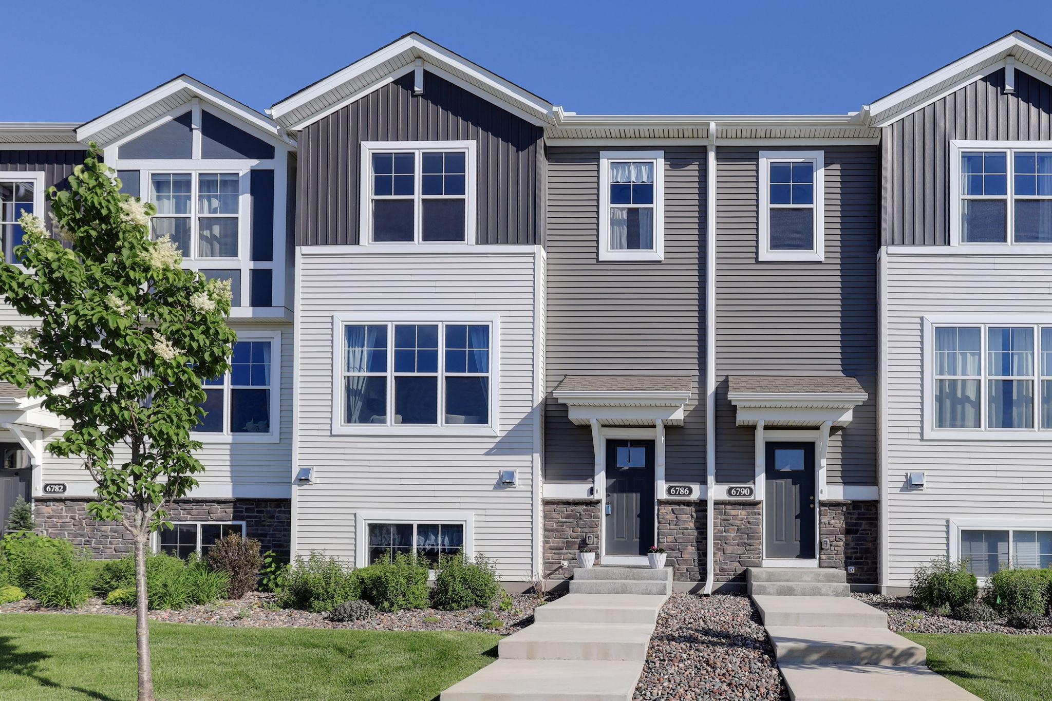 6786 Wildflower Way Property Photo 1
