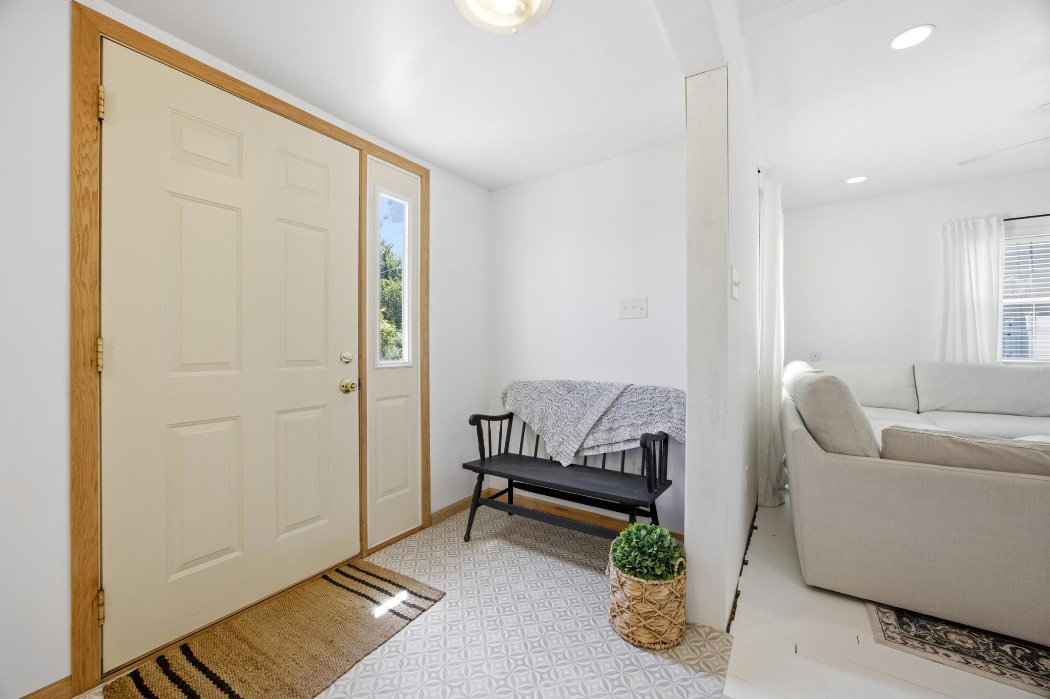 233 6th Street Ne Property Photo 6