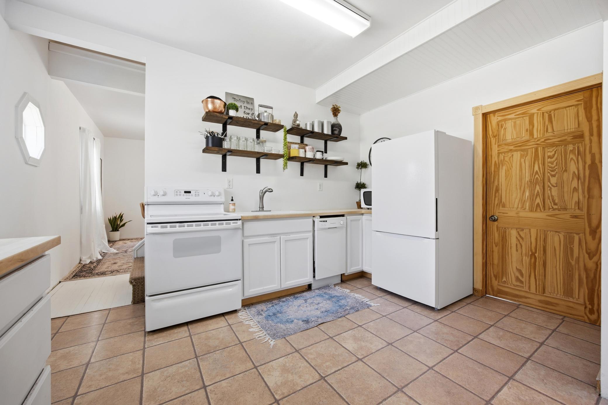233 6th Street Ne Property Photo 12