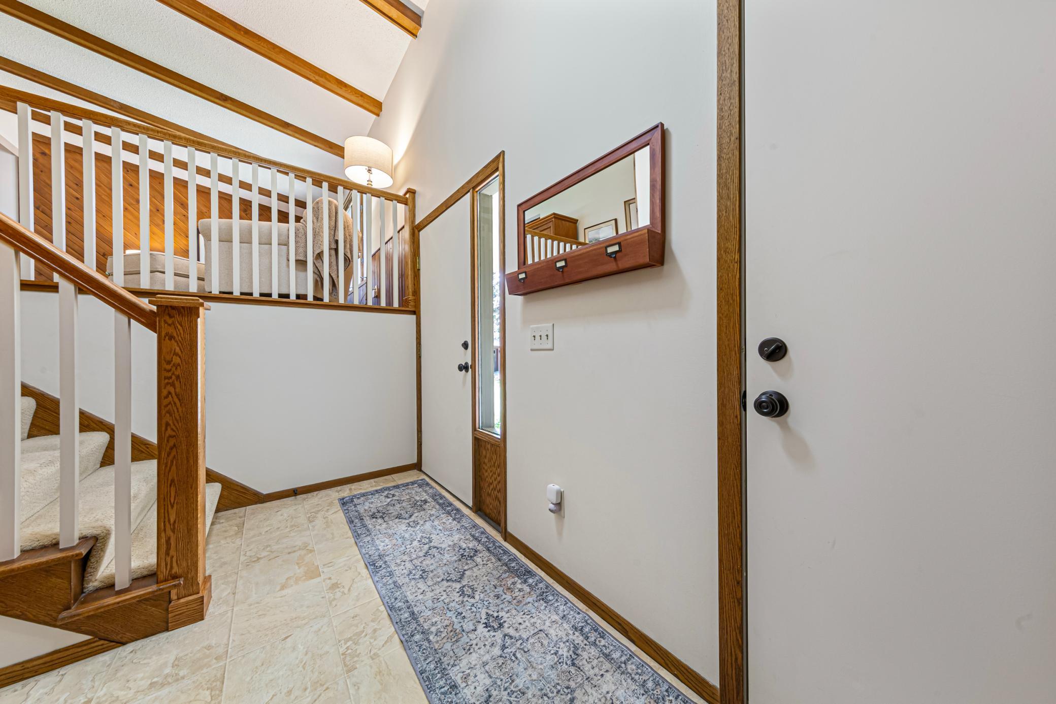 731 Birch Lane Property Photo 4