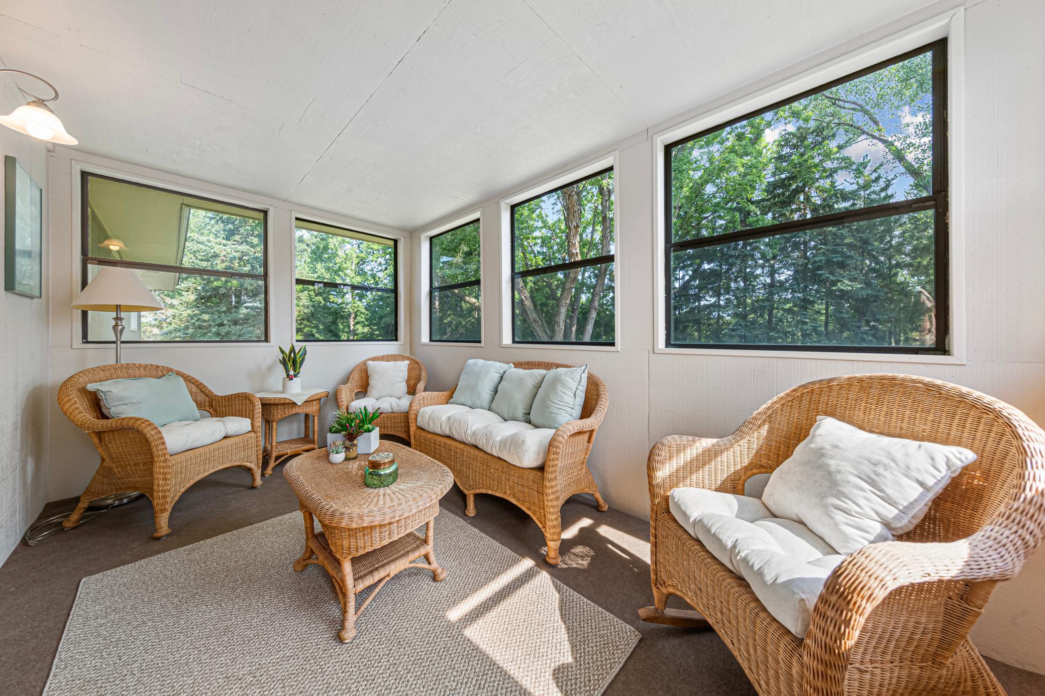 731 Birch Lane Property Photo 11