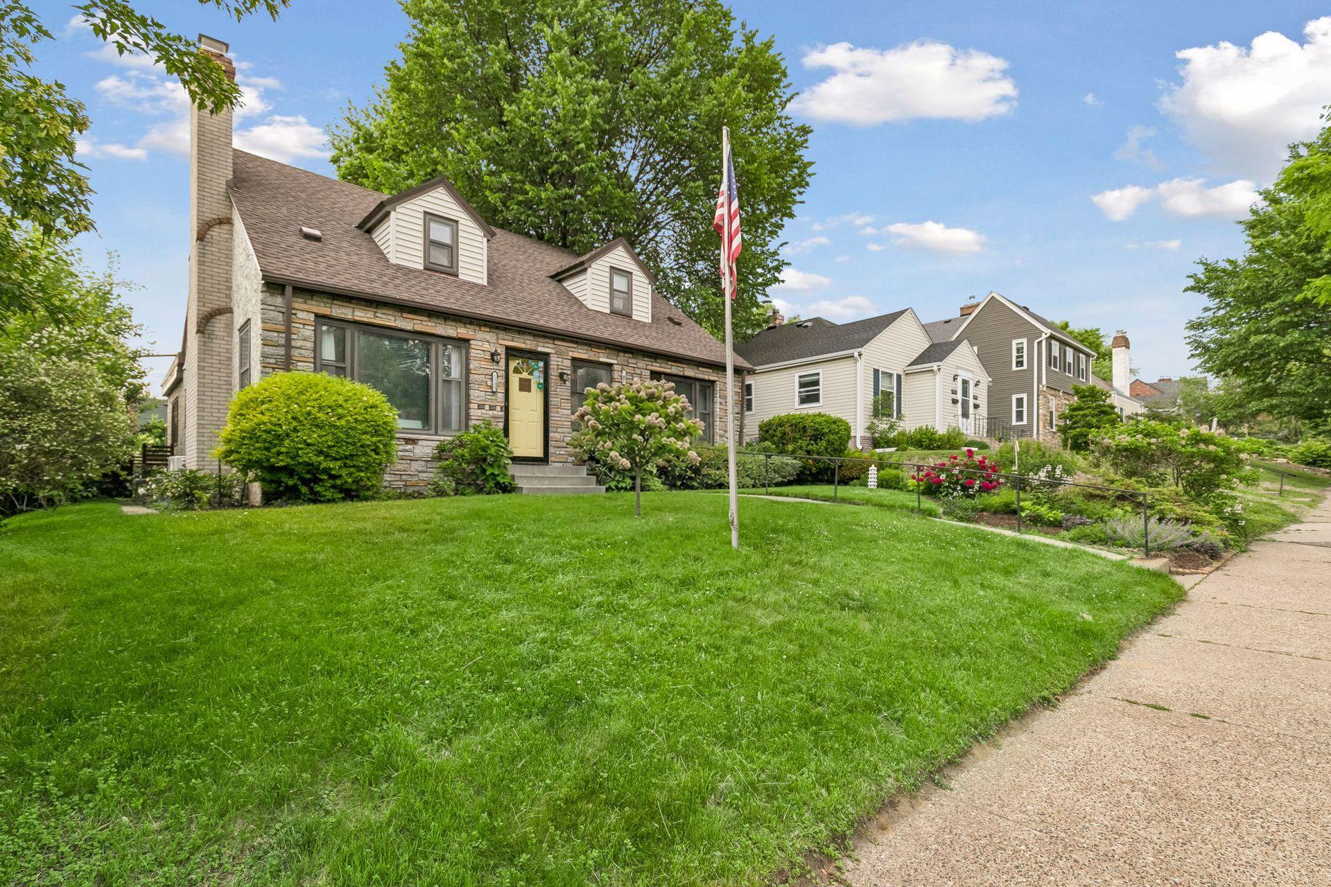 5538 Chicago Avenue Property Photo 2