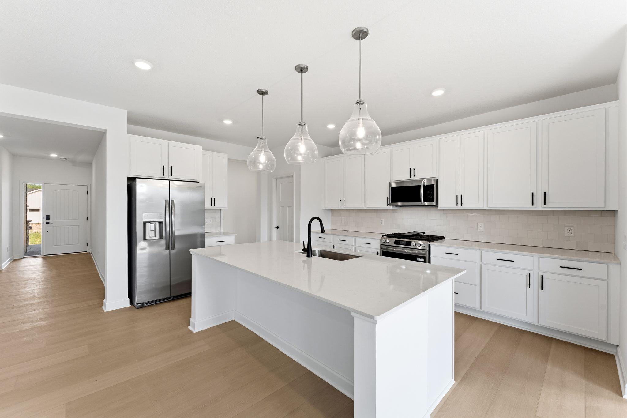 18541 Fillmore Circle Nw Property Photo 3