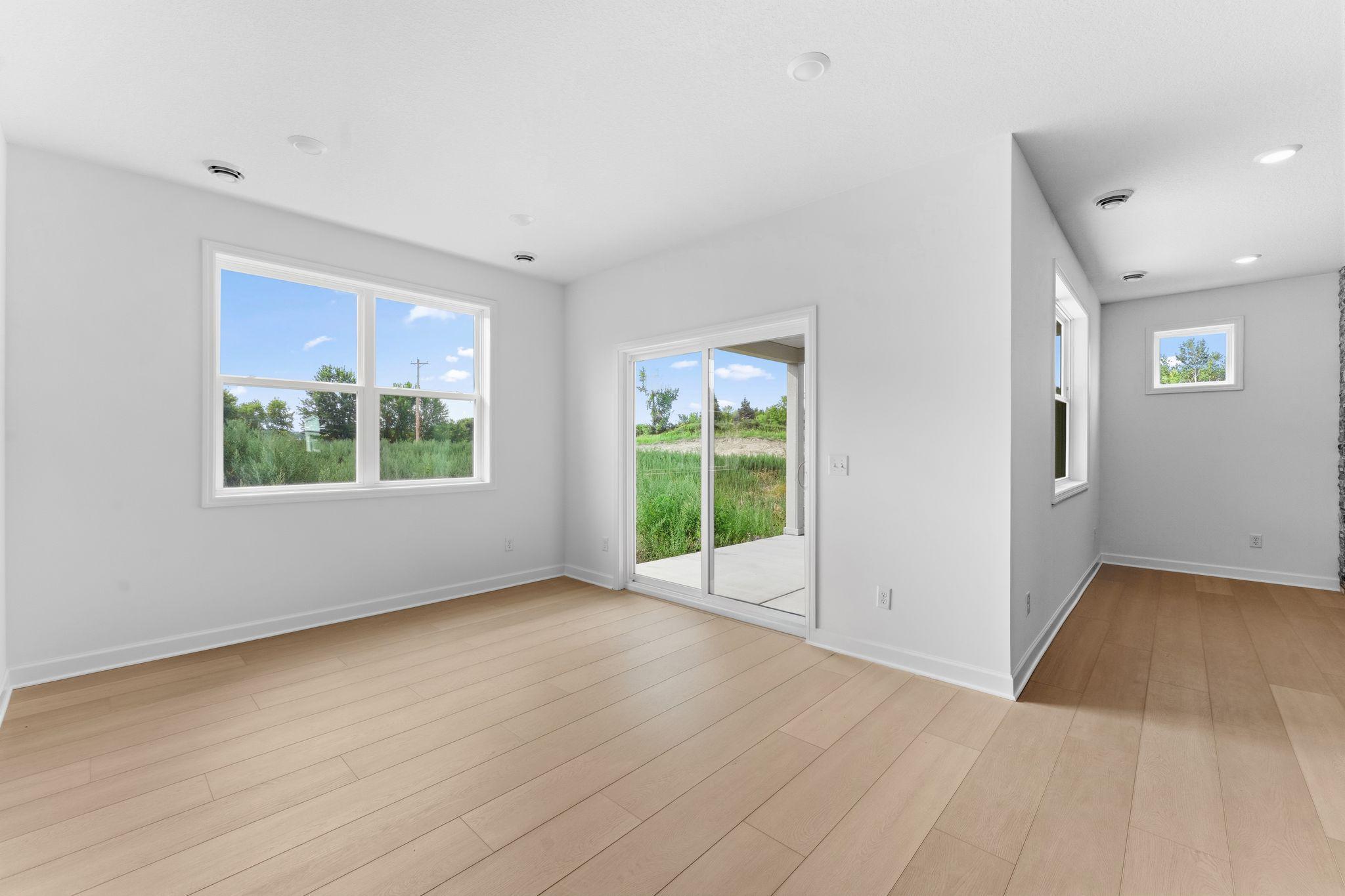 18541 Fillmore Circle Nw Property Photo 7