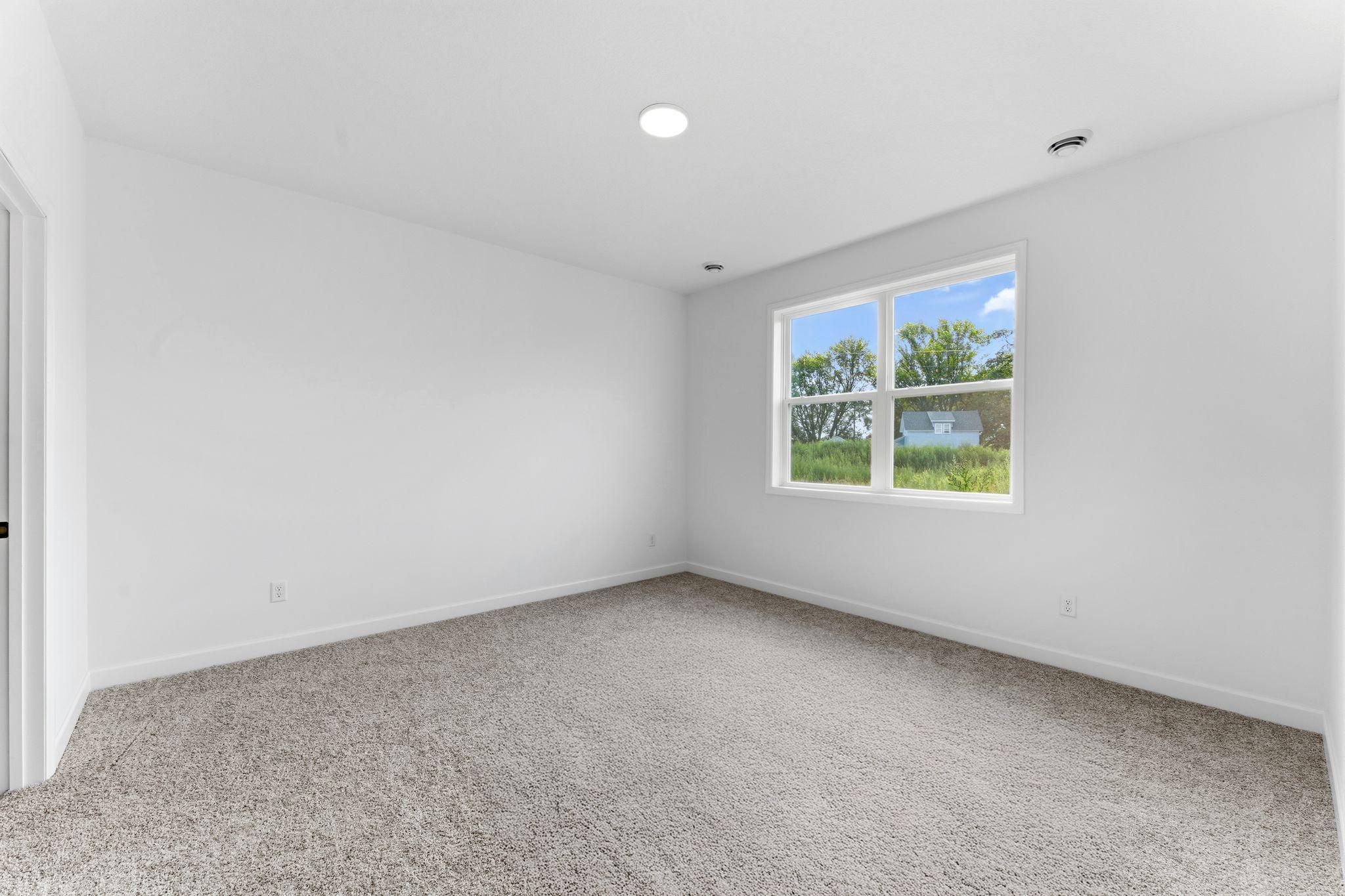 18541 Fillmore Circle Nw Property Photo 11