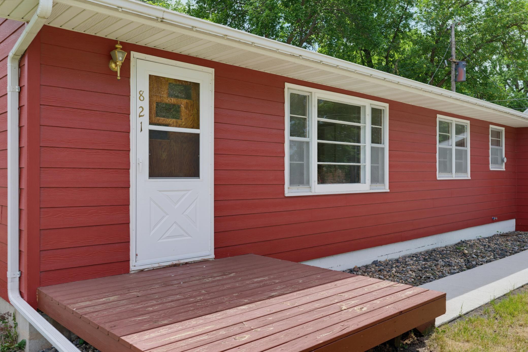 821 Ash Avenue Property Photo 9