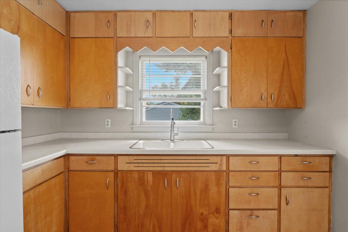 606 7th Street N Property Photo 16