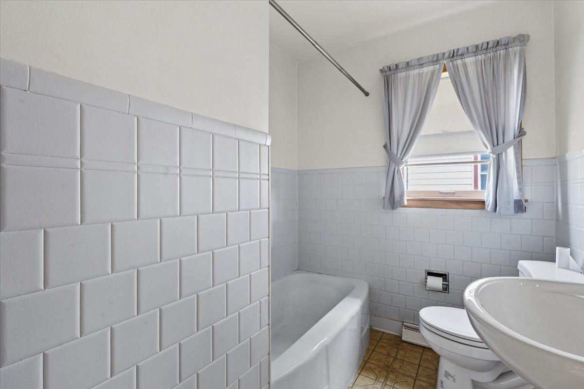 606 7th Street N Property Photo 26
