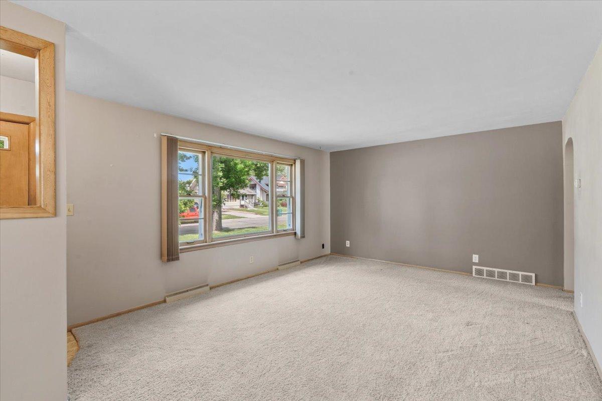 606 7th Street N Property Photo 41