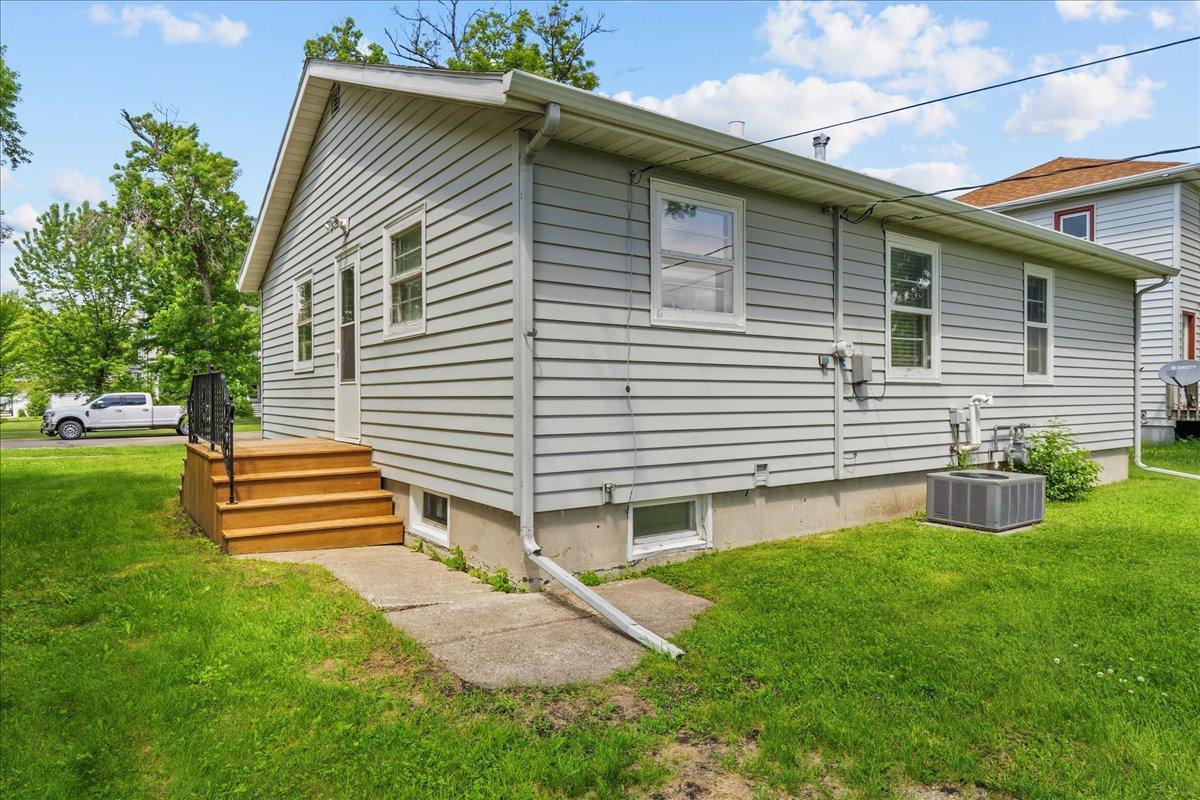 606 7th Street N Property Photo 45