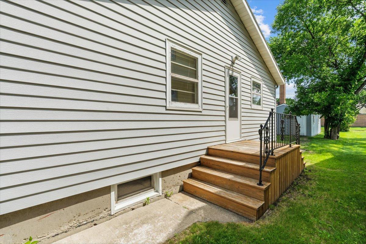 606 7th Street N Property Photo 46