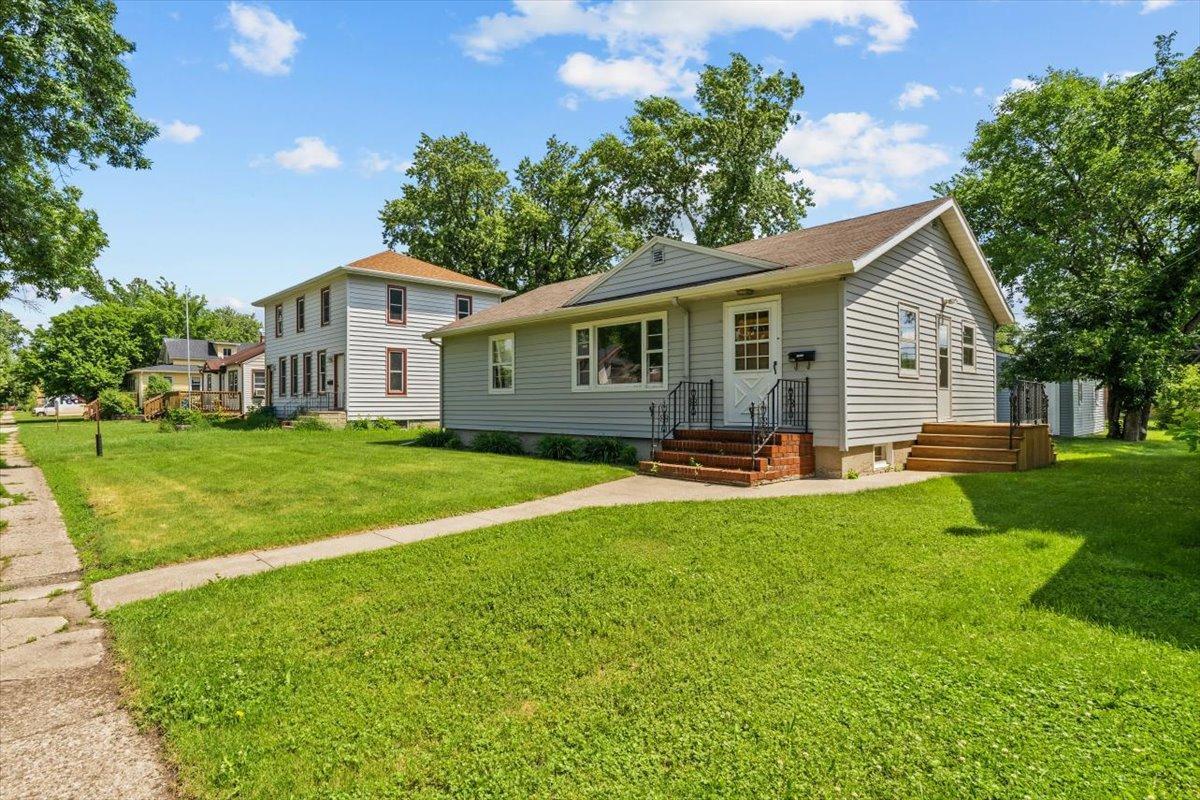 606 7th Street N Property Photo 47