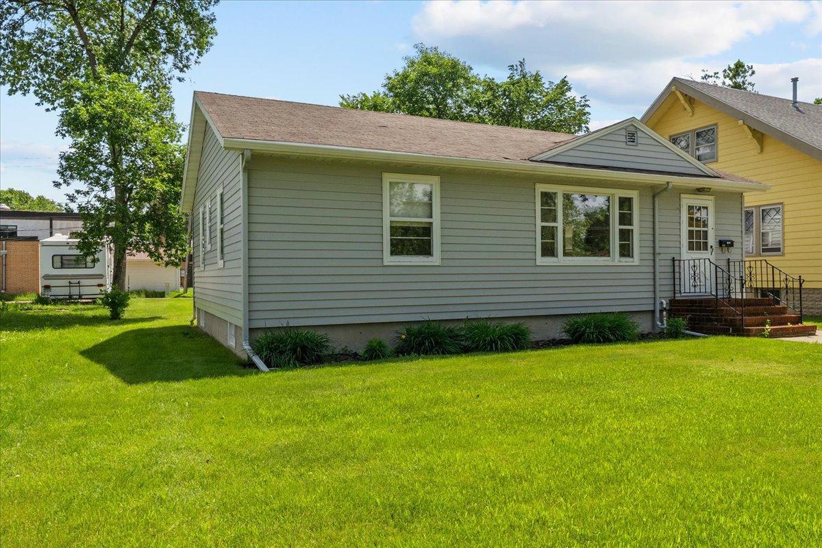606 7th Street N Property Photo 48