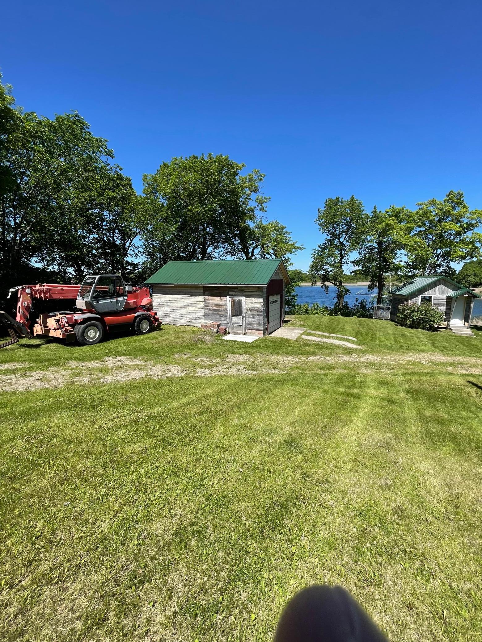 38481 County Highway 41 Property Photo 10