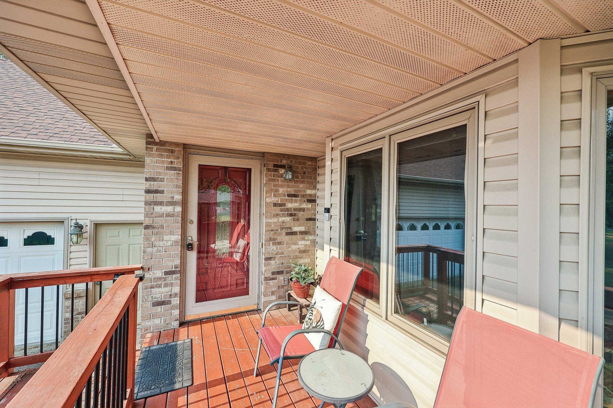 597 Viking Drive E Property Photo 2