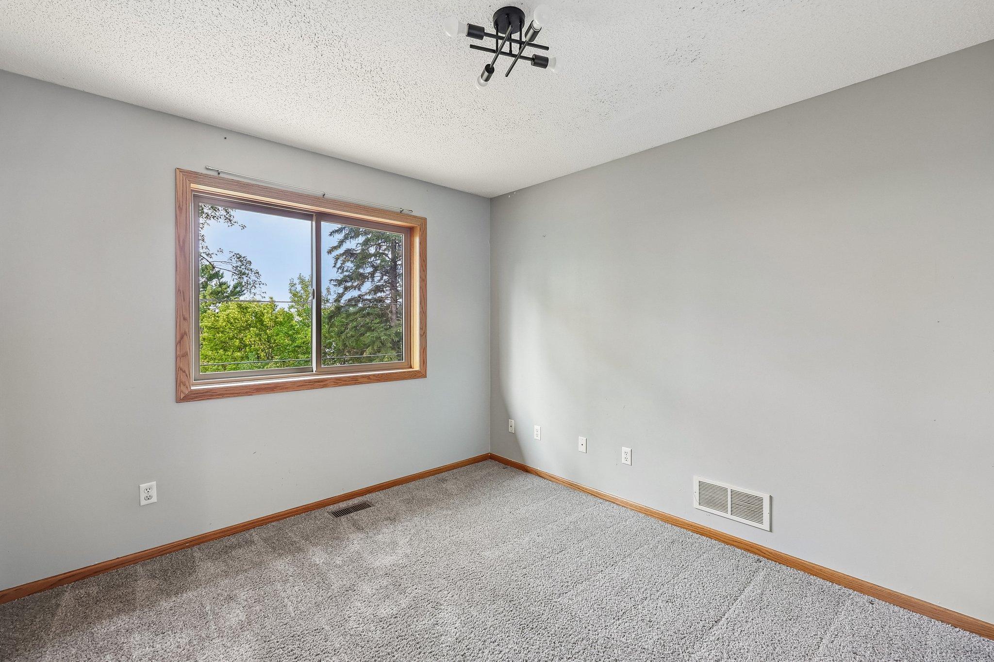 597 Viking Drive E Property Photo 29