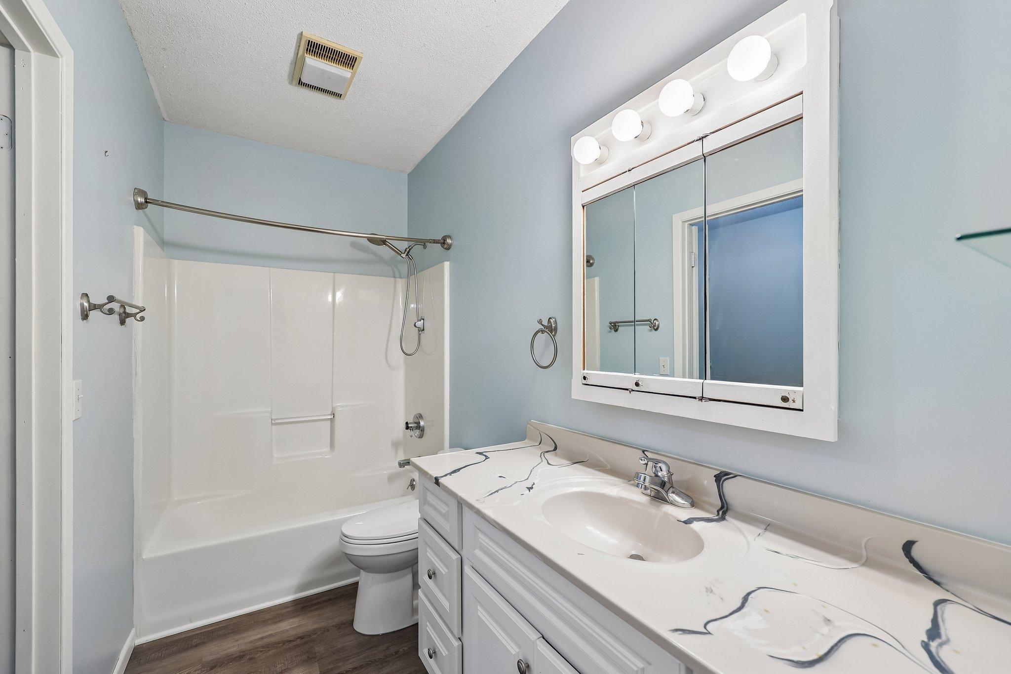 597 Viking Drive E Property Photo 44