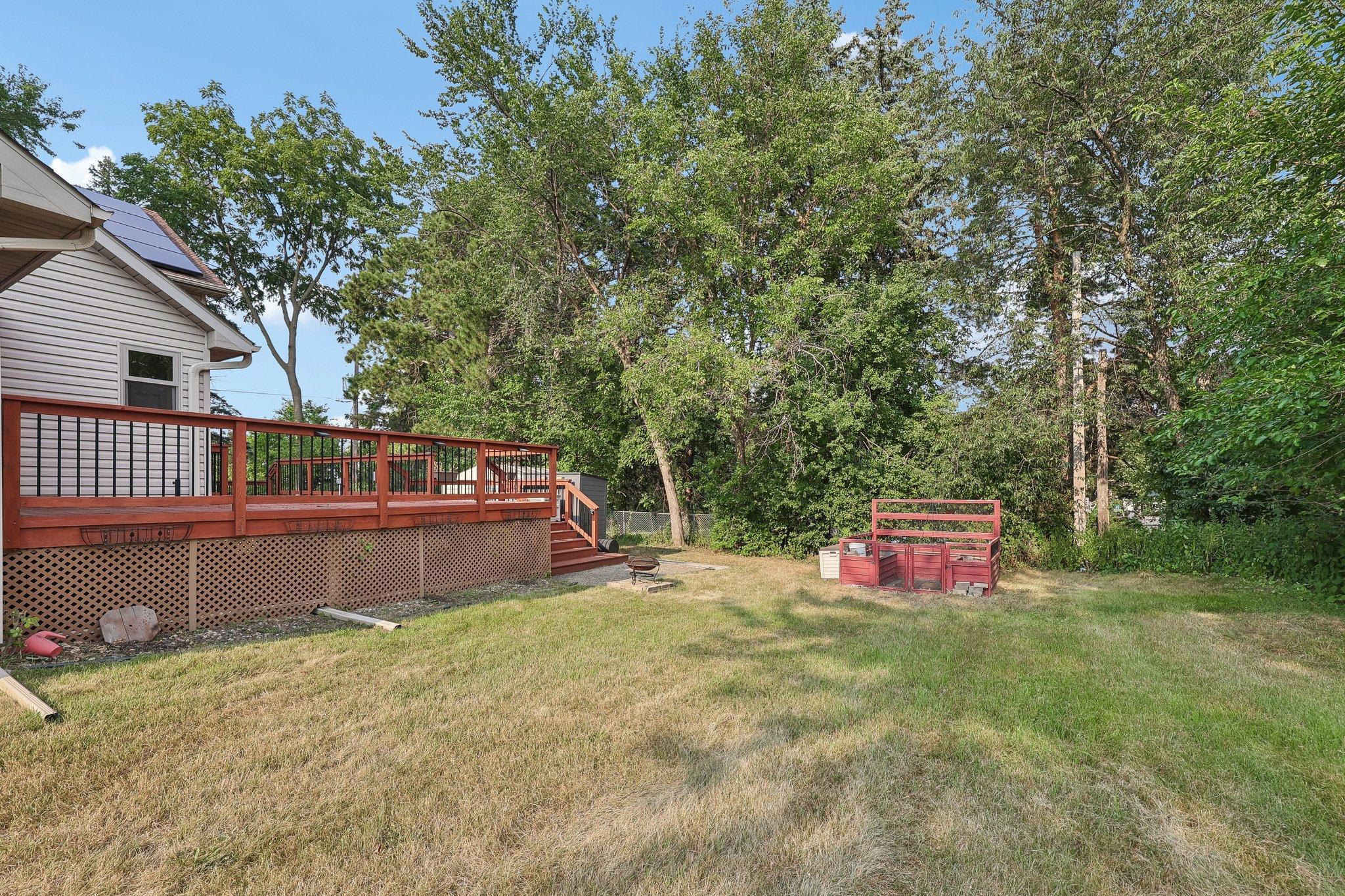597 Viking Drive E Property Photo 55