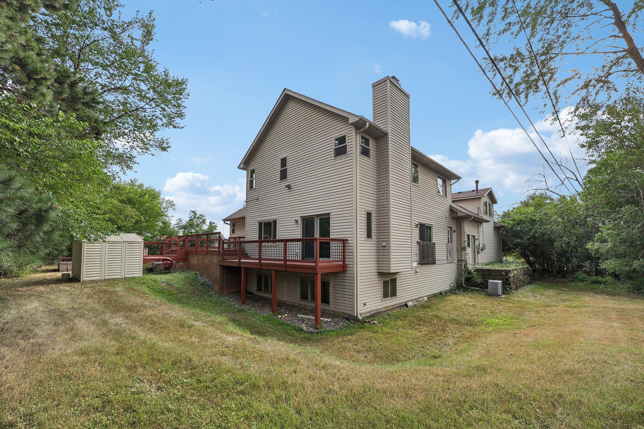 597 Viking Drive E Property Photo 60