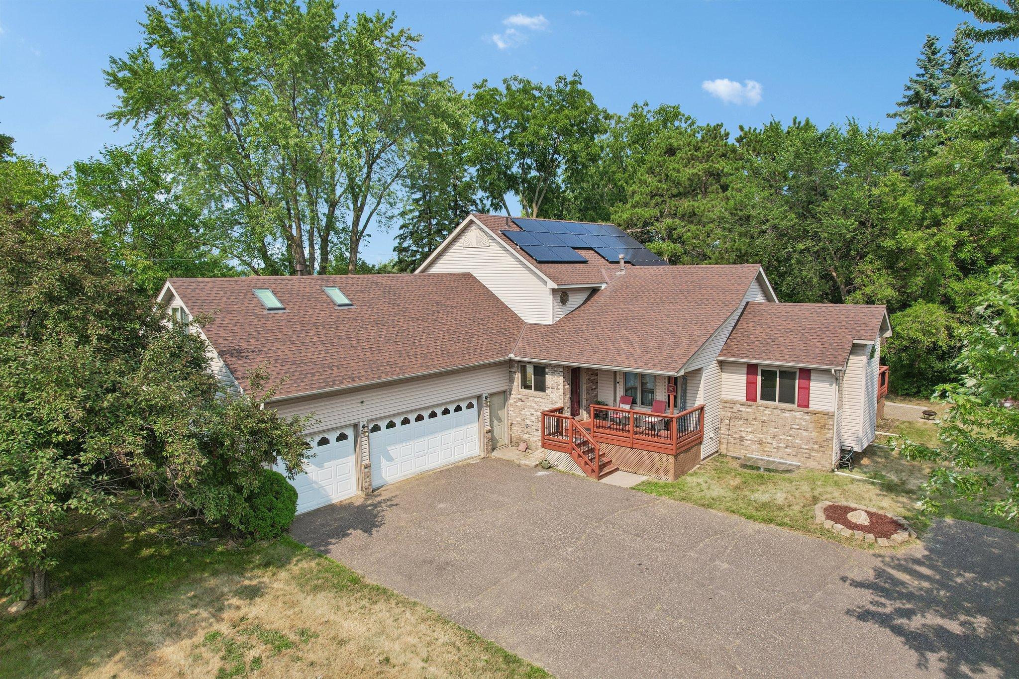 597 Viking Drive E Property Photo 64