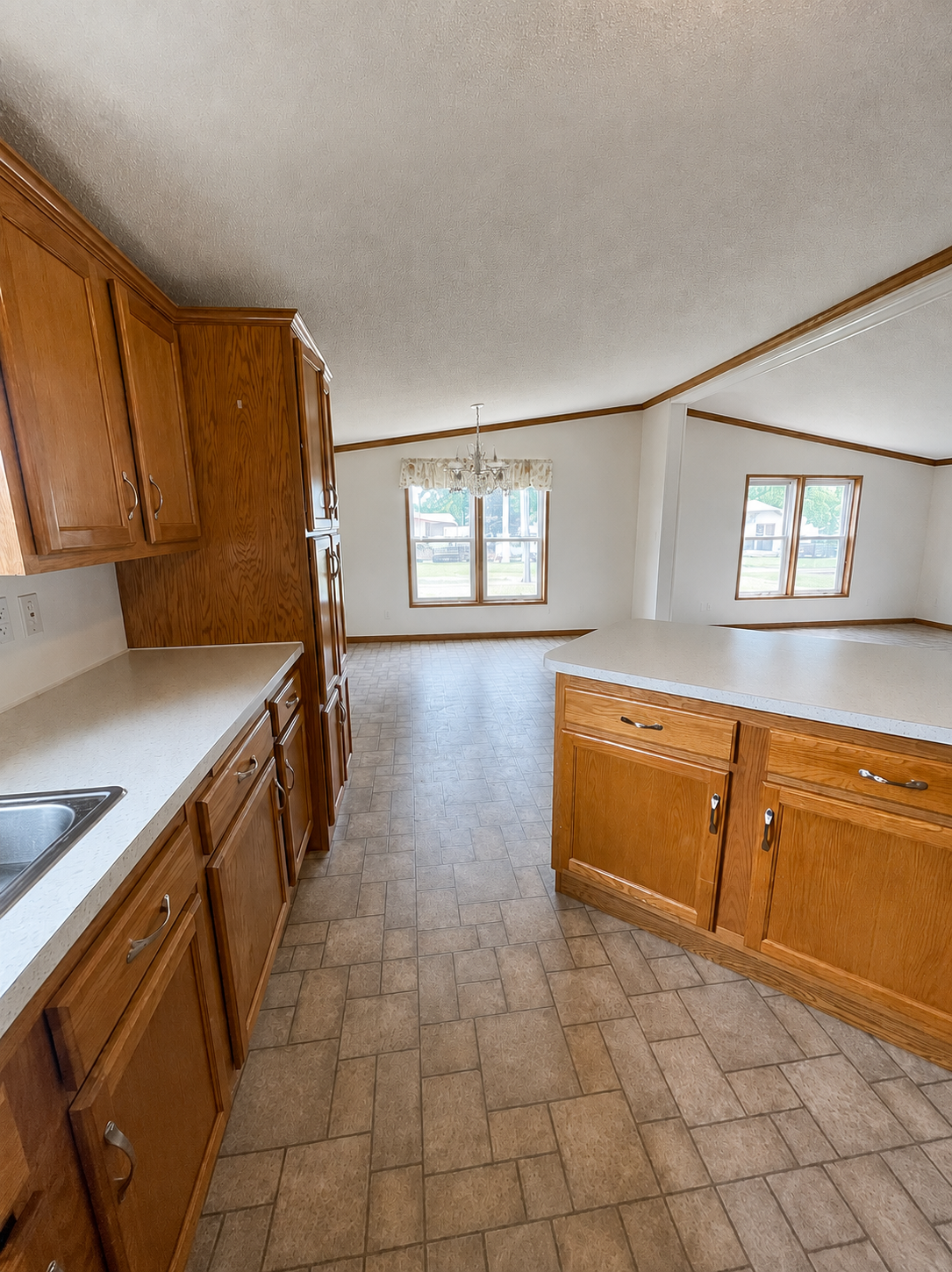 708 1st Street E Property Photo 11