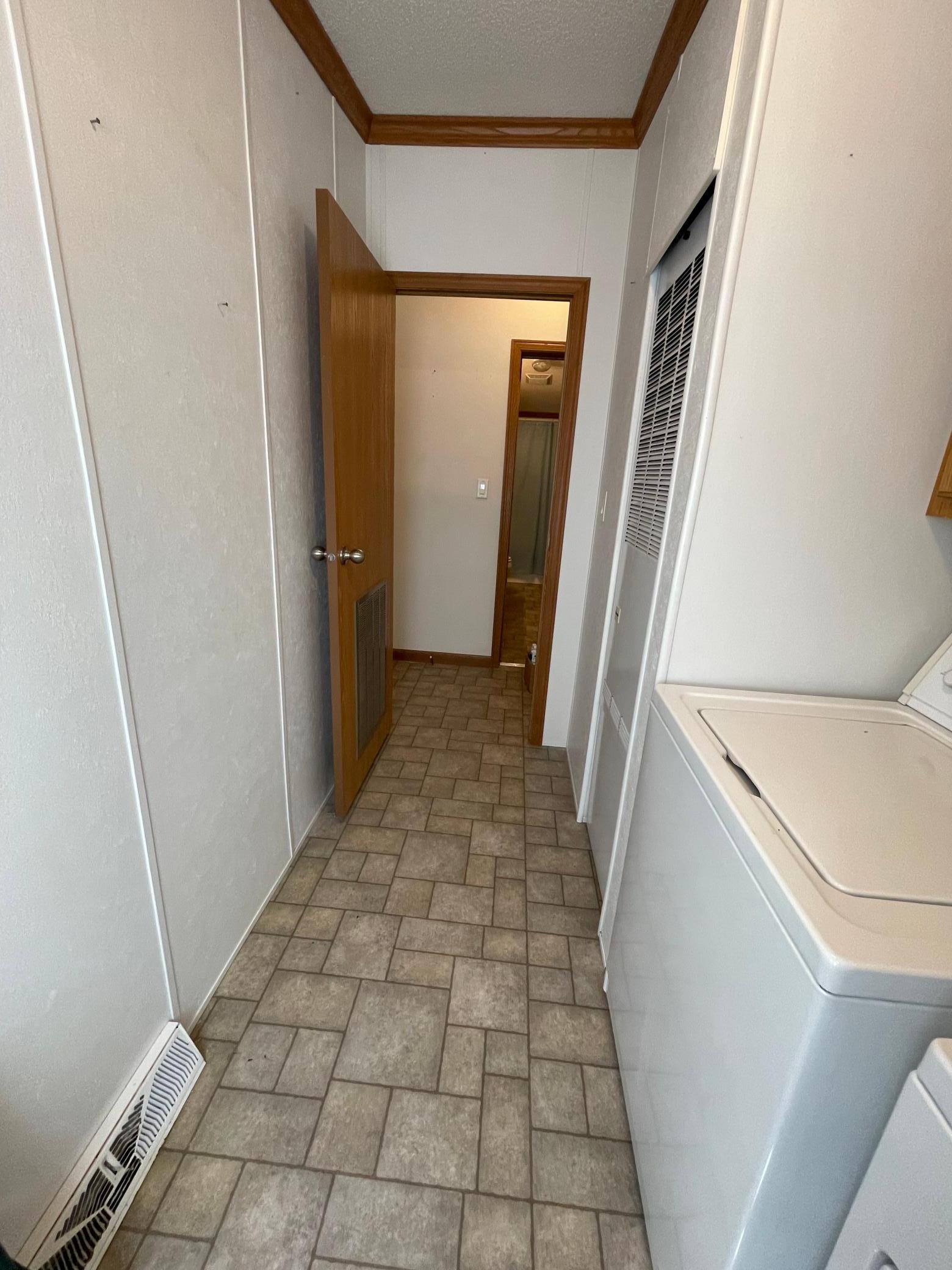 708 1st Street E Property Photo 20
