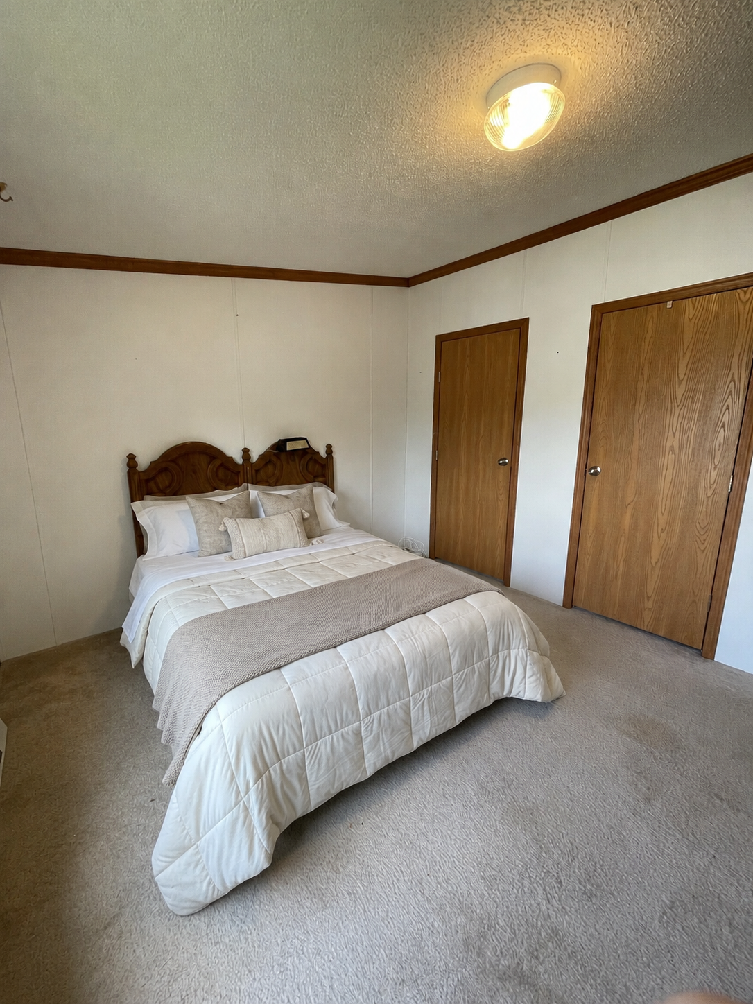 708 1st Street E Property Photo 22