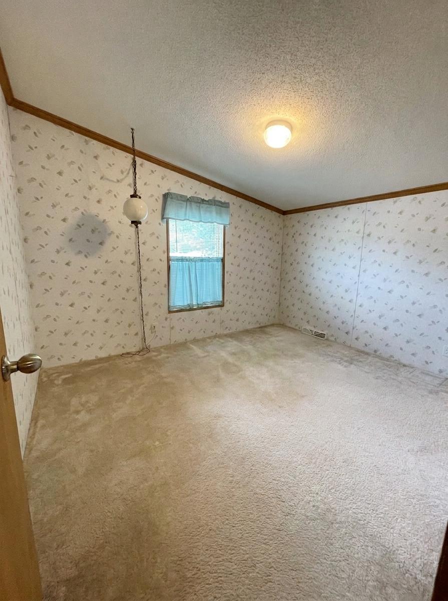 708 1st Street E Property Photo 24