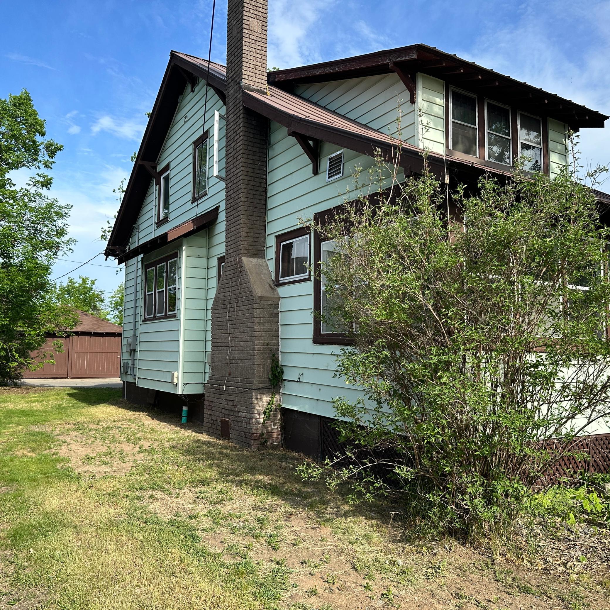 2319 Birchmont Drive Ne Property Photo 2