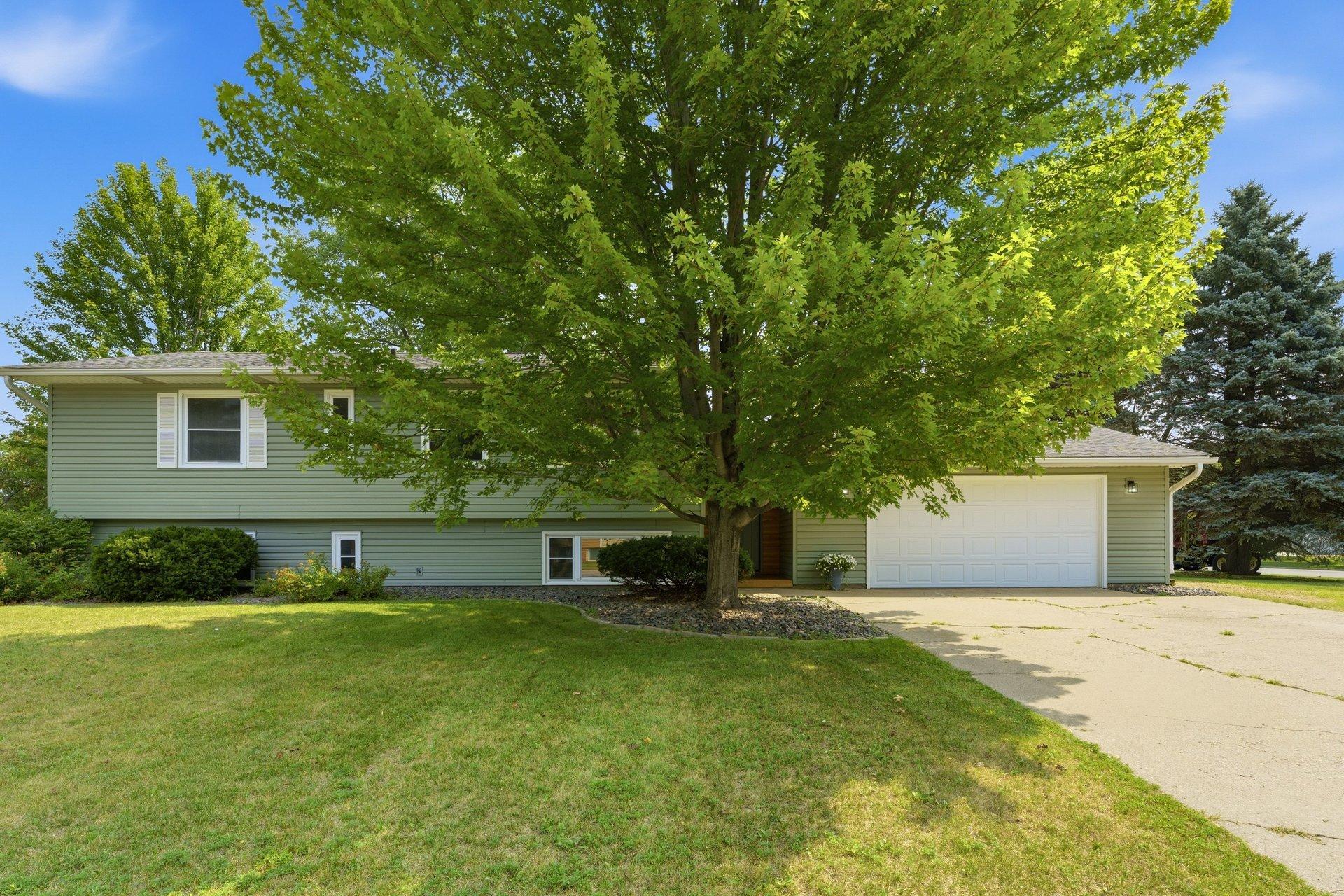 3996 Rahn Road Property Photo 4