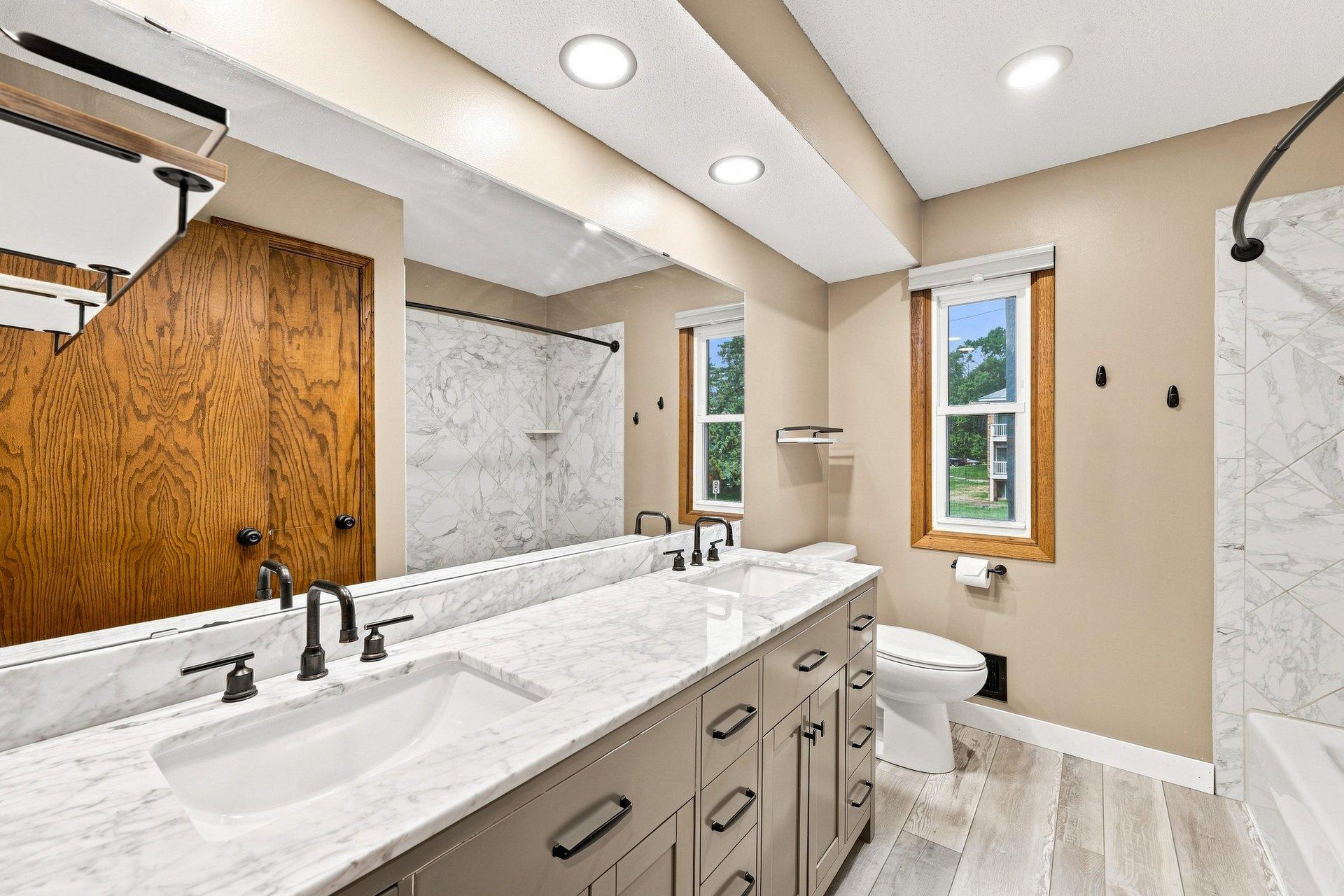 3996 Rahn Road Property Photo 27
