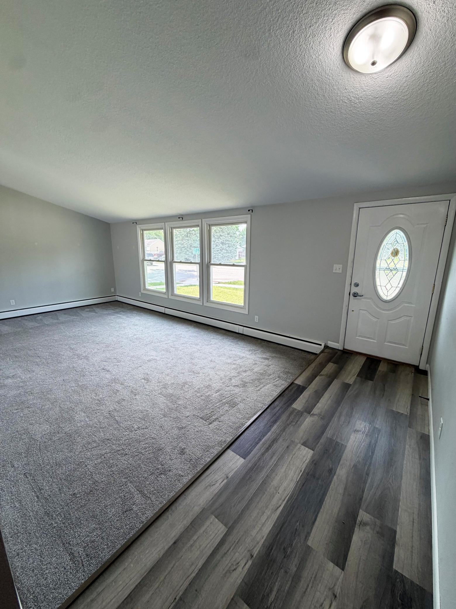 1536 10th Avenue N Property Photo 3