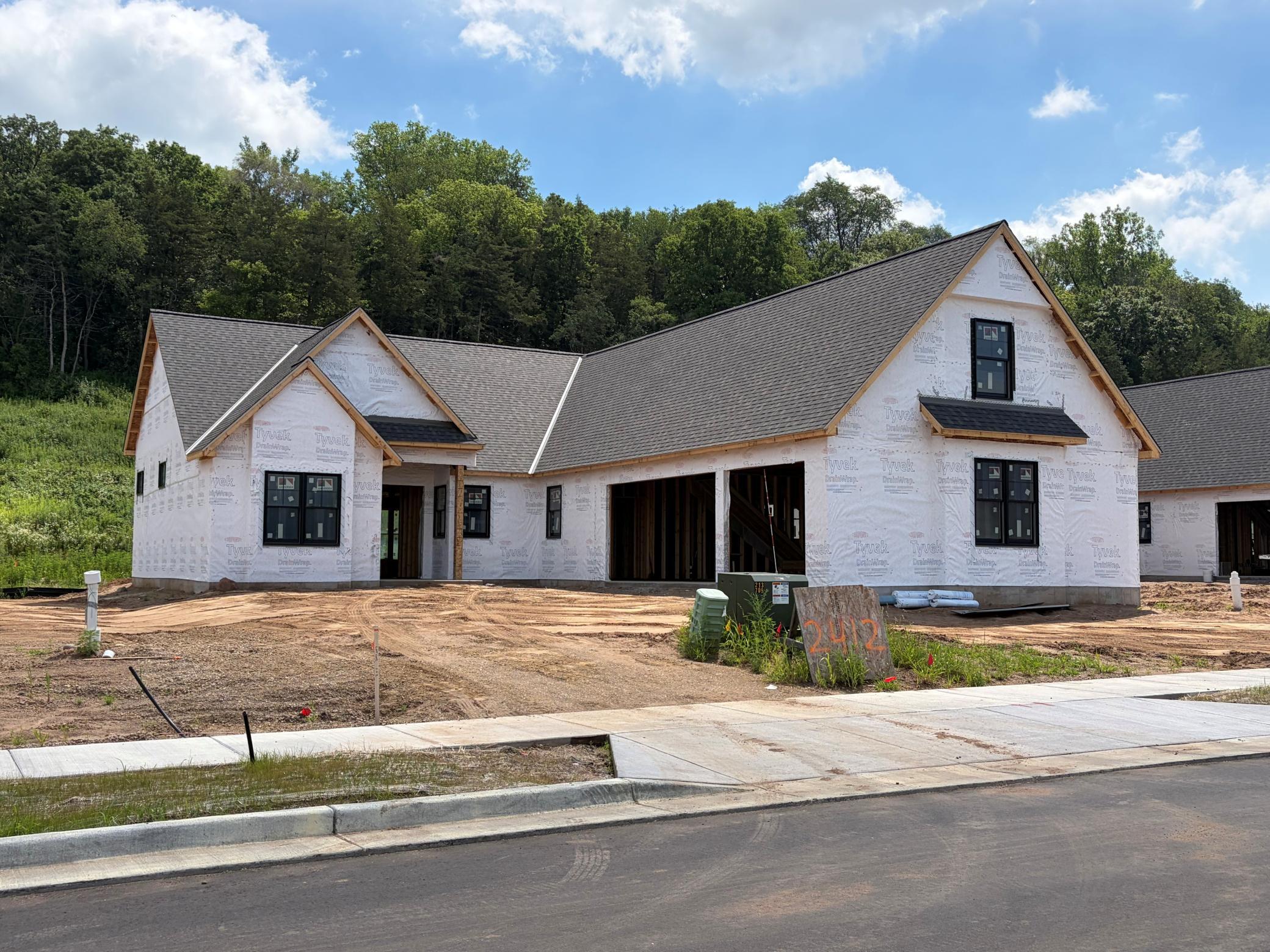 2412 Simply Living Lane Property Photo 2