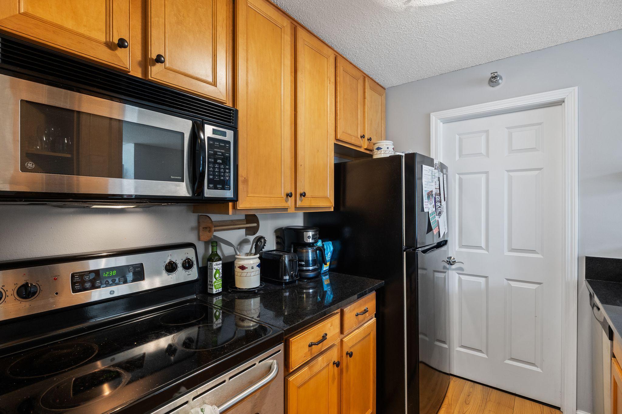 6010 Chasewood Parkway 205 Property Photo 12