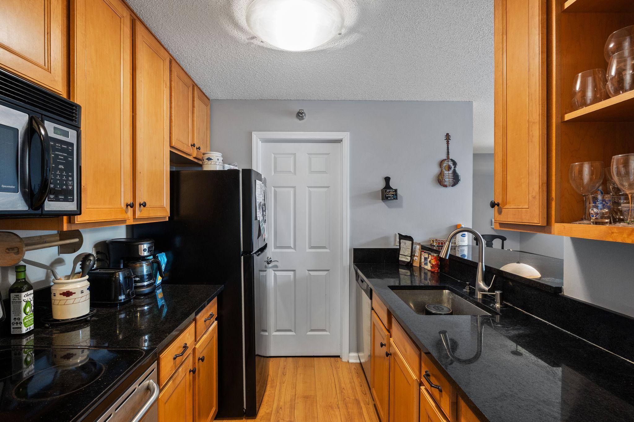 6010 Chasewood Parkway 205 Property Photo 15