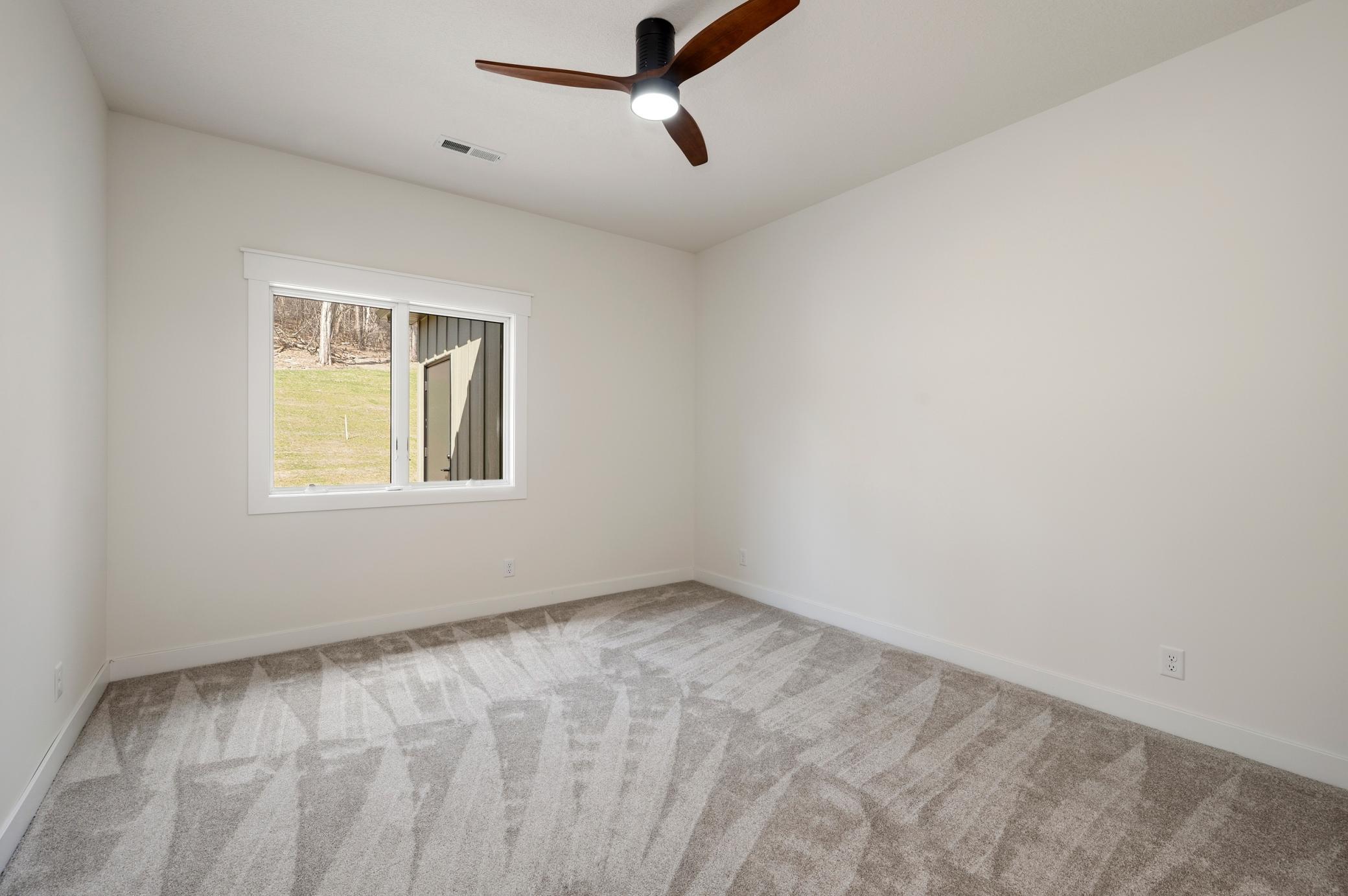 1091 Legend Lane Property Photo 21