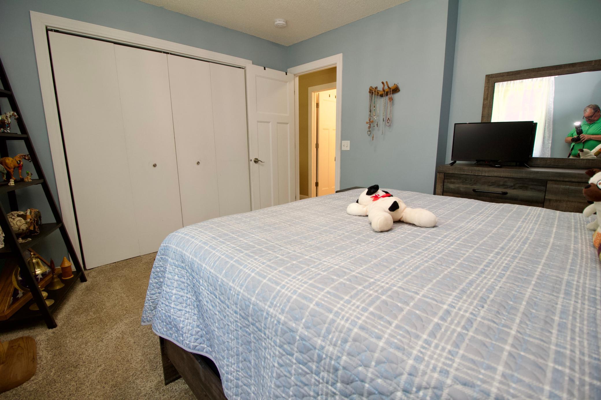 7172 Laredo Road Property Photo 15