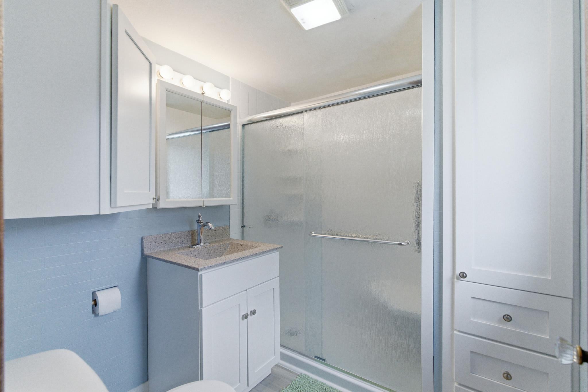 1113 State Street N Property Photo 34