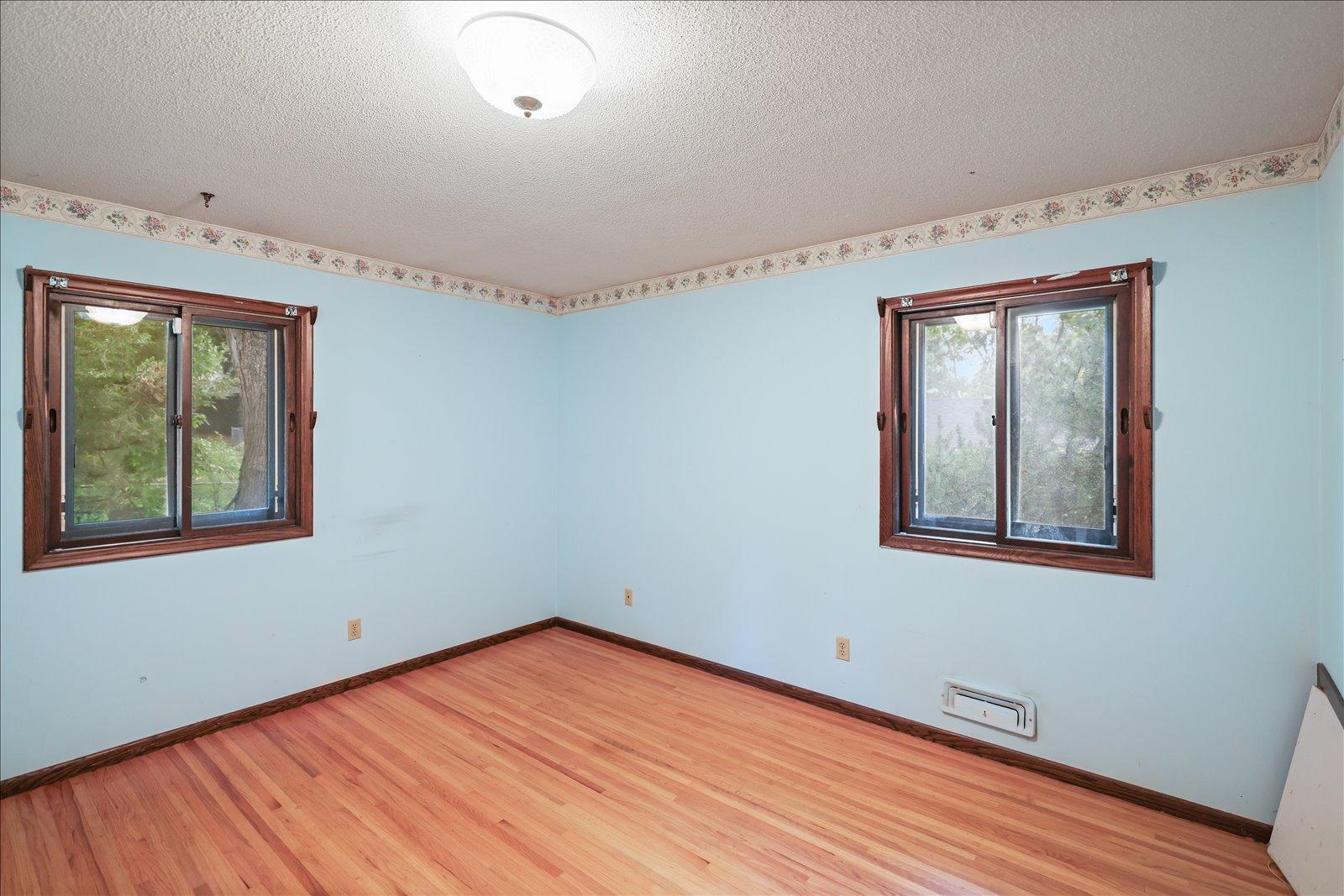 13009 Lakeview Drive Property Photo 6