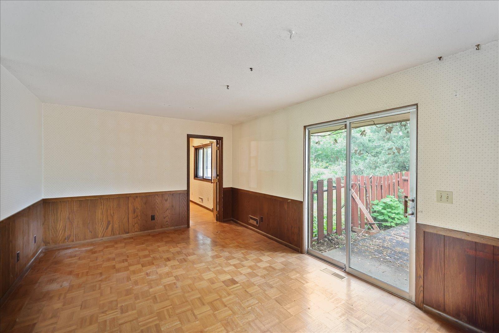 13009 Lakeview Drive Property Photo 16