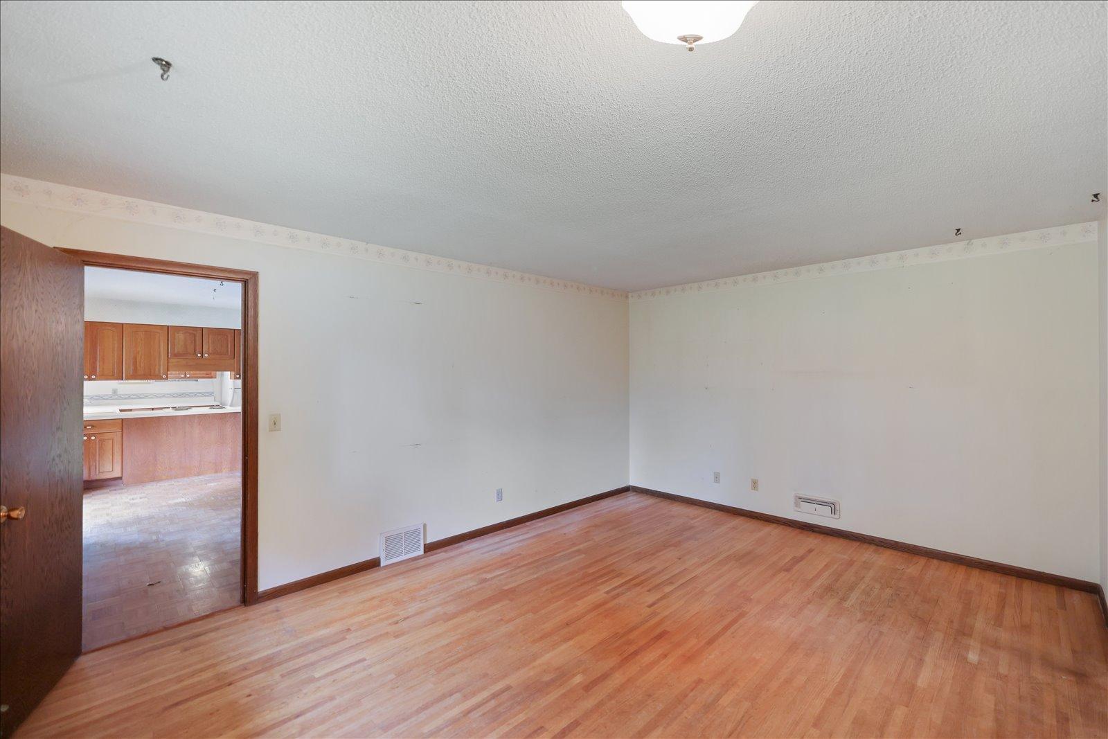 13009 Lakeview Drive Property Photo 19