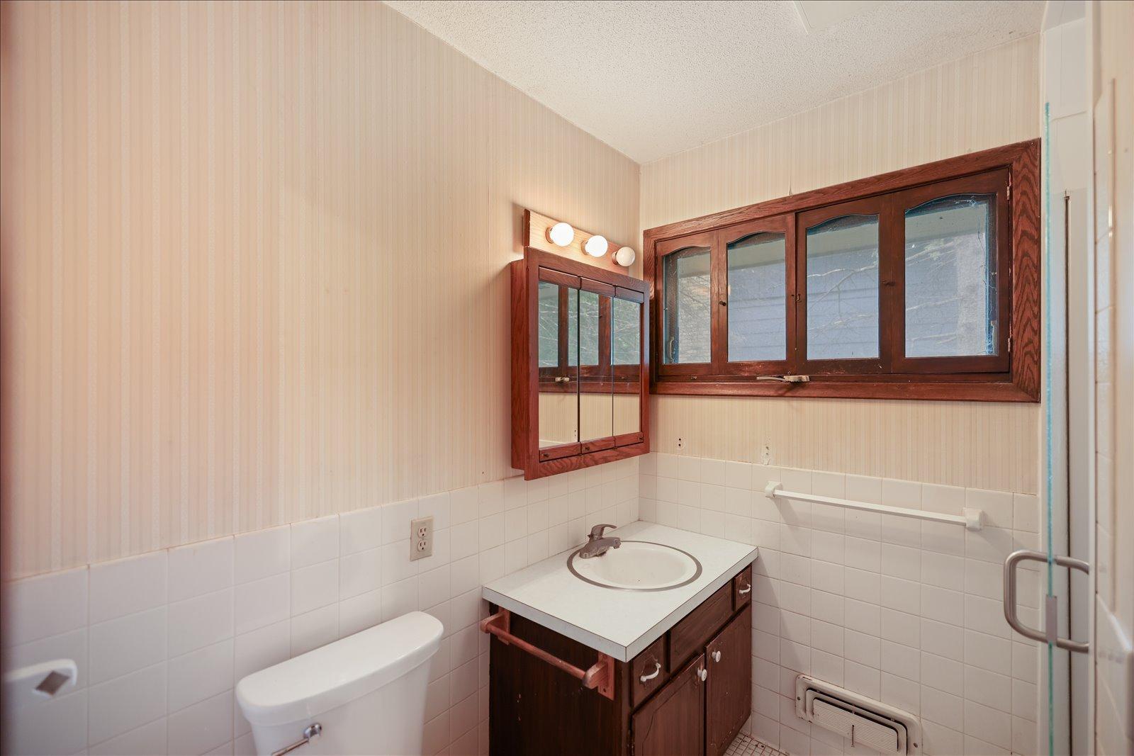 13009 Lakeview Drive Property Photo 21
